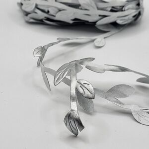 10 yds Silver Leaf Ribbon Trim Edging